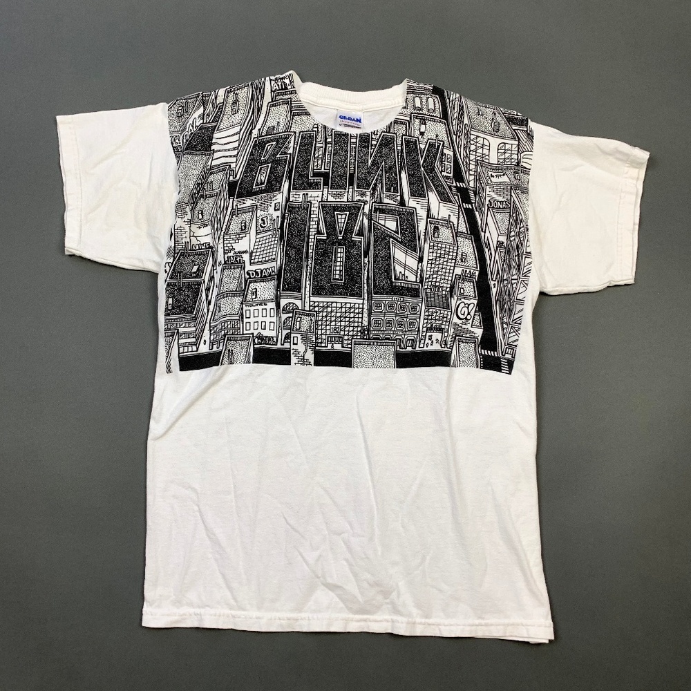 Gildan Blink 182 City Graphic T-Shirt